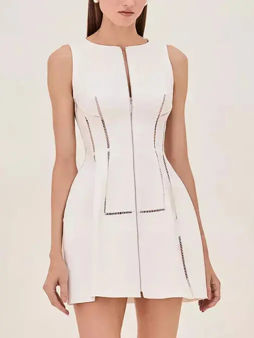 Cut-Out Structured Zip-Front Mini Dress in White Elegant Tulle Mini Dress