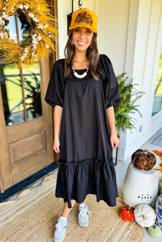 Mud Pie Monet Midi Dress in Black Comfortable Fit-and-Flare Midi Dress