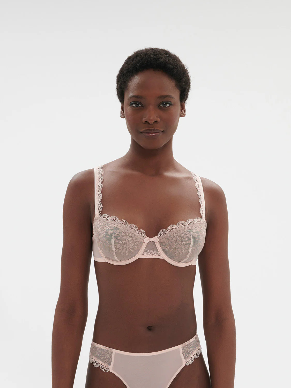 Singuliere Half Cup Bra In Petal Powder - Simone Perele Comfortable Active Bra