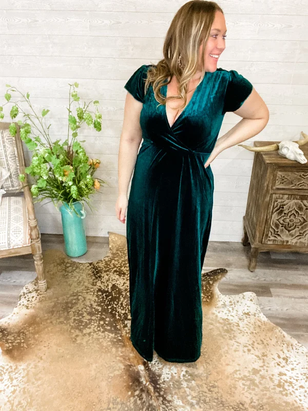 Noel - Emerald Green Velvet Maxi Dress Elegant Lace-Up Maxi Dress