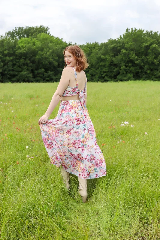 Heartfelt Blossoms Maxi Dress Stylish Maxi Dress with Frills