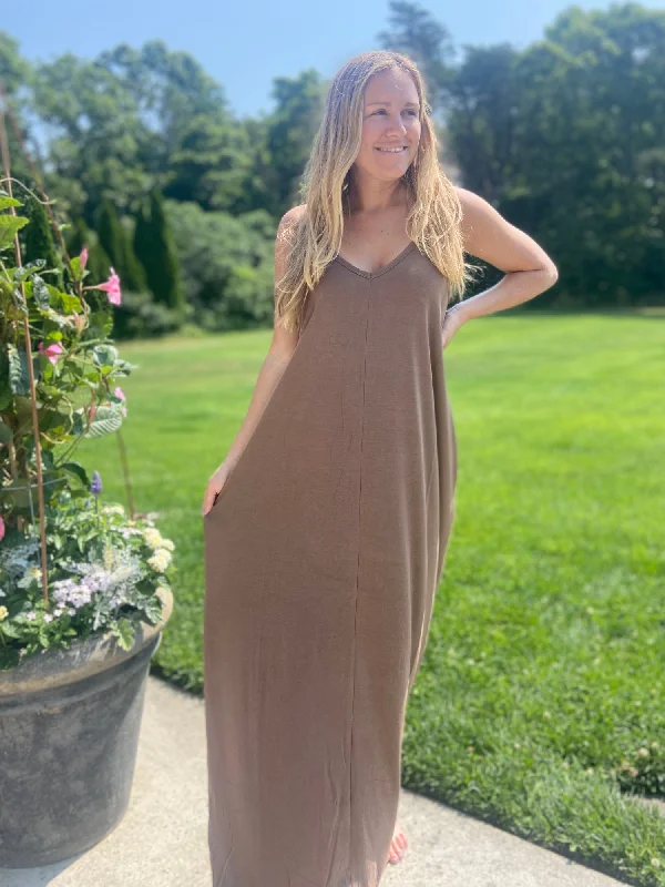 Mocha Maxi Dress with Pockets Elegant Velvet Maxi Dress